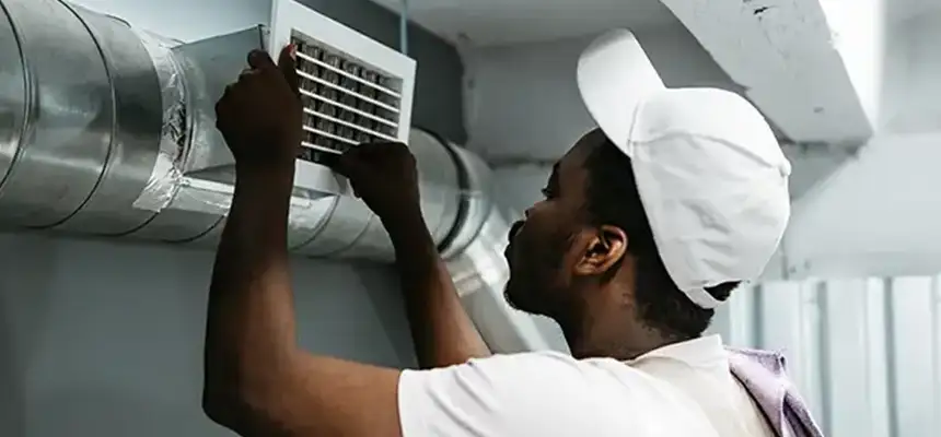 Our Licensed And Insured Cleaners in Chesterfield, MO